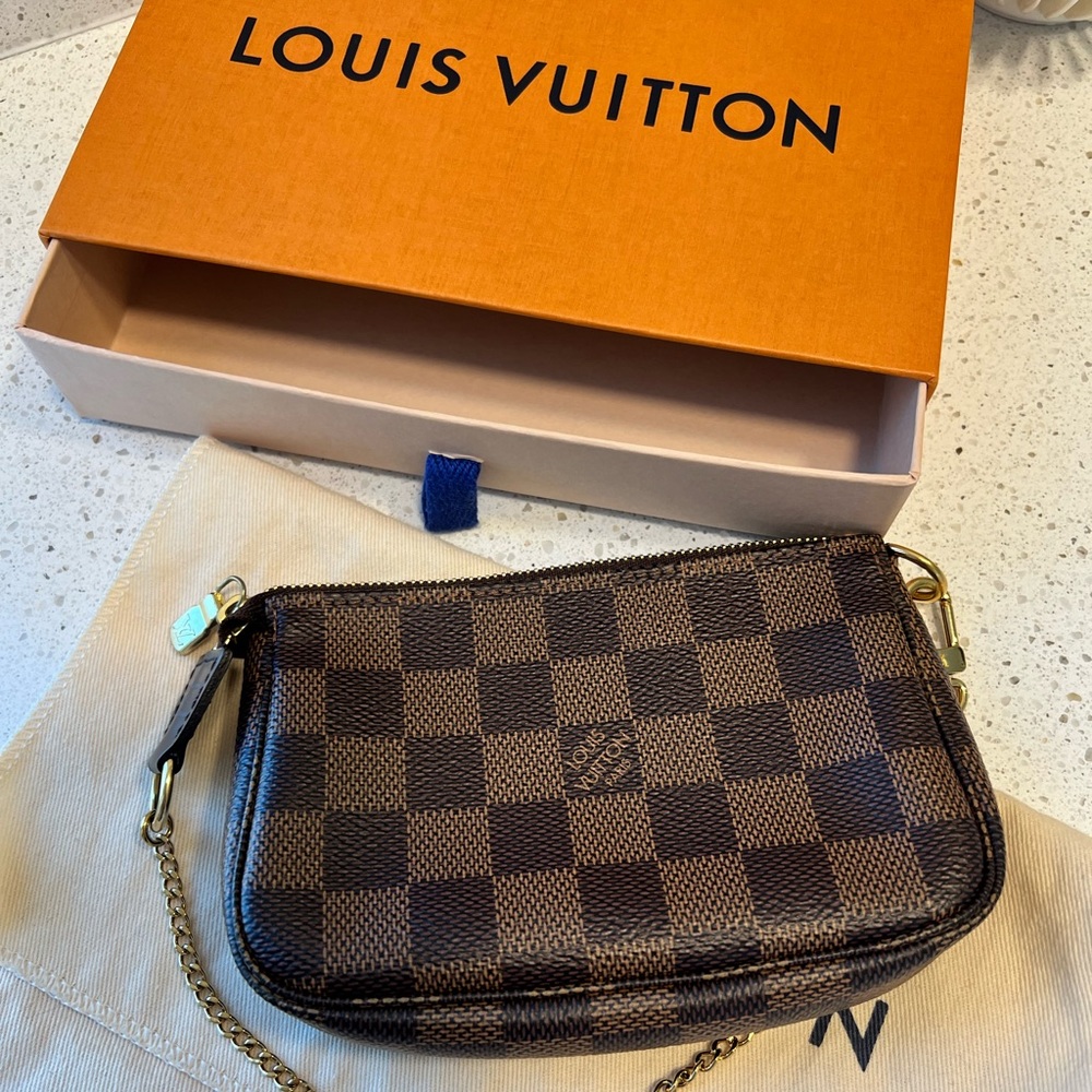 Louis Vuitton Mini Pochette Damier Ebene